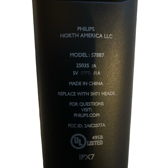 Philips Norelco 7200 Rechargeable Wet & Dry Electric Shaver, S7887/82 w SenseIQ - Picture 12 of 12